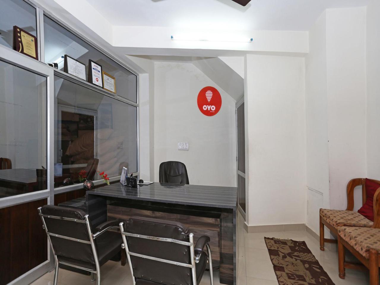 Oyo 7138 Acharya Cottage Manāli Esterno foto