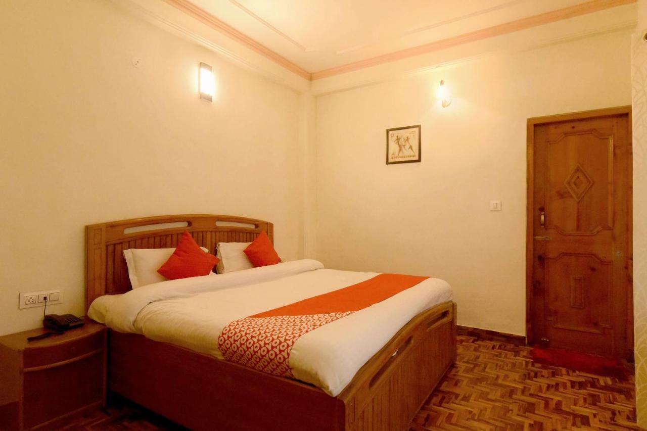 Oyo 7138 Acharya Cottage Manāli Esterno foto