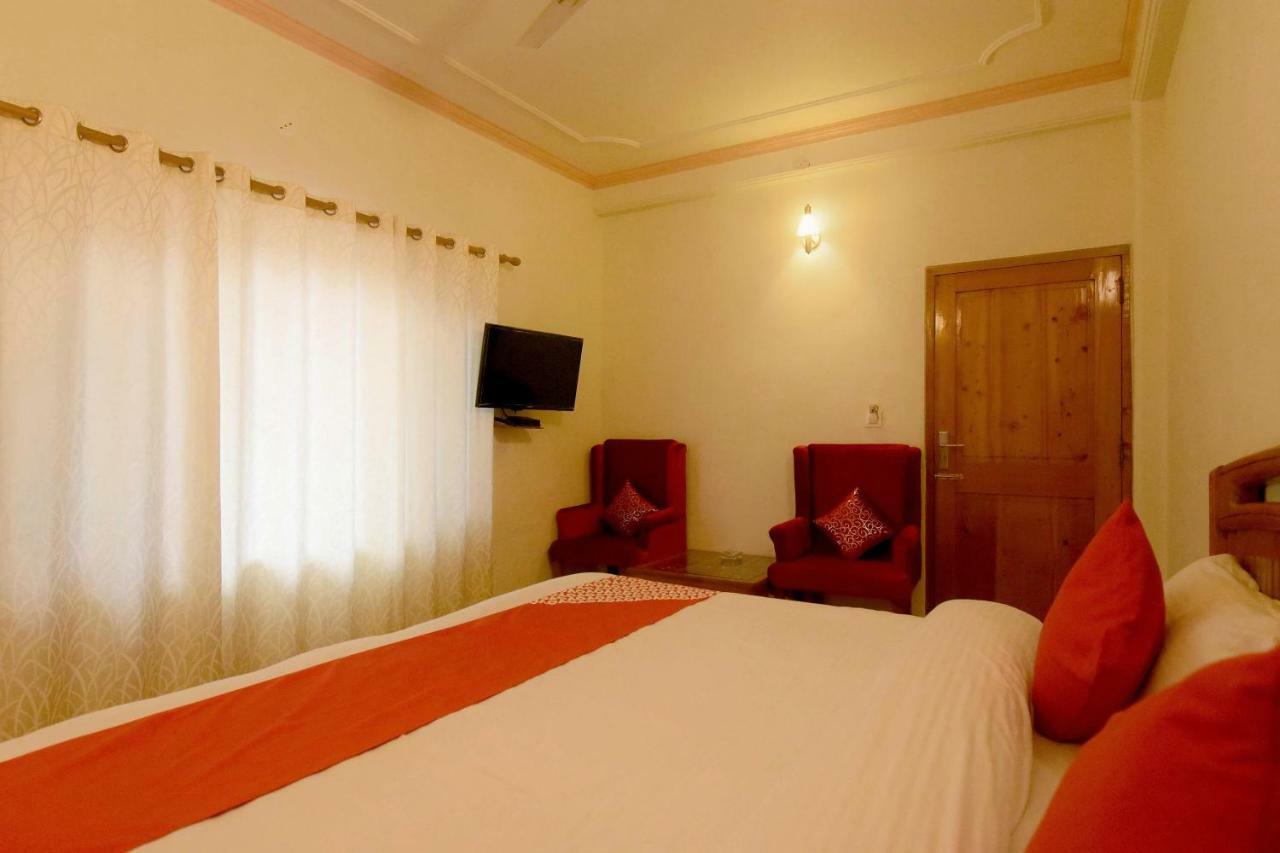 Oyo 7138 Acharya Cottage Manāli Esterno foto