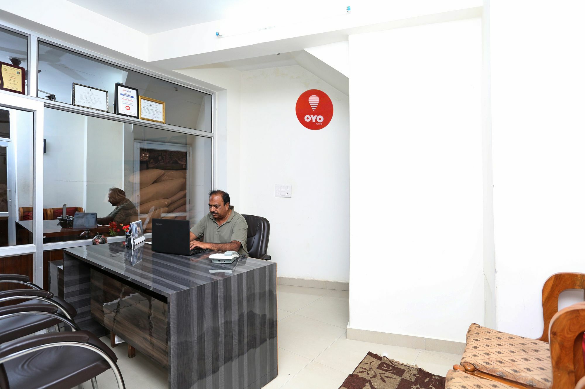 Oyo 7138 Acharya Cottage Manāli Esterno foto